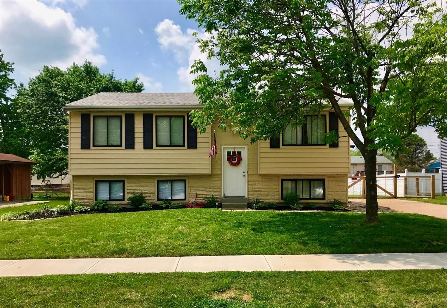 Property Photo:  329 Miller Court  OH 45030 