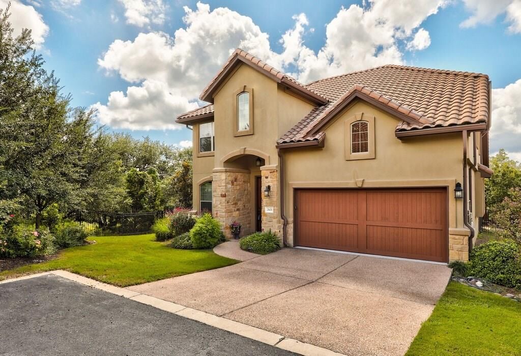 Property Photo:  2601 Old Course Drive  TX 78732 