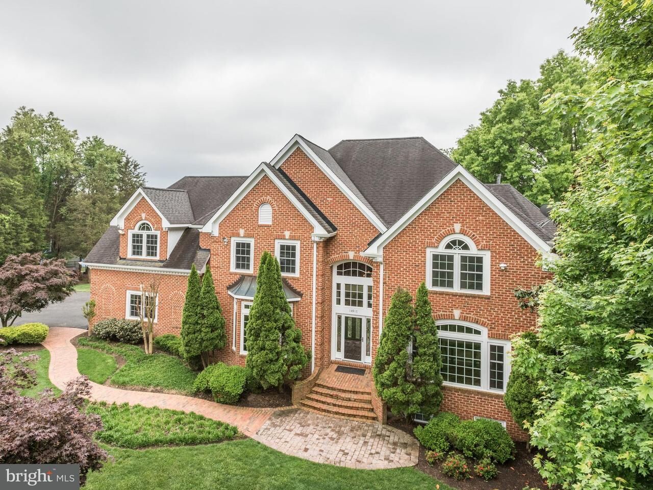Property Photo:  14917 Cub Run Park Drive  VA 20120 