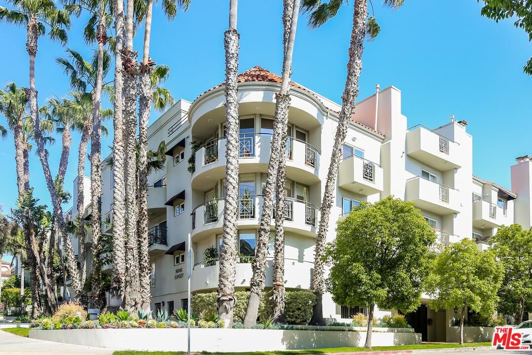 Property Photo:  16040 W Sunset 208  CA 90272 