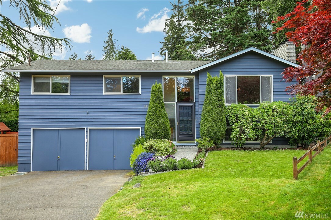 Property Photo:  24223 88th Place W  WA 98026 