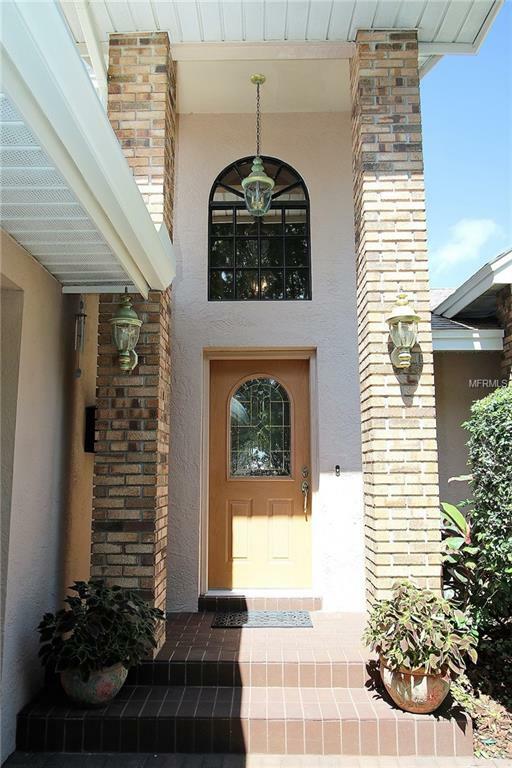 Property Photo:  8300 Tallahassee Drive NE  FL 33702 