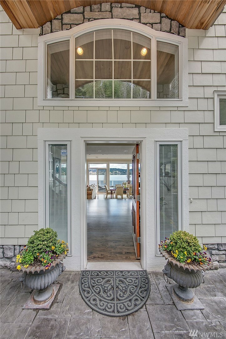 Property Photo: 848 W Lake Sammamish Pkwy NE WA 98008