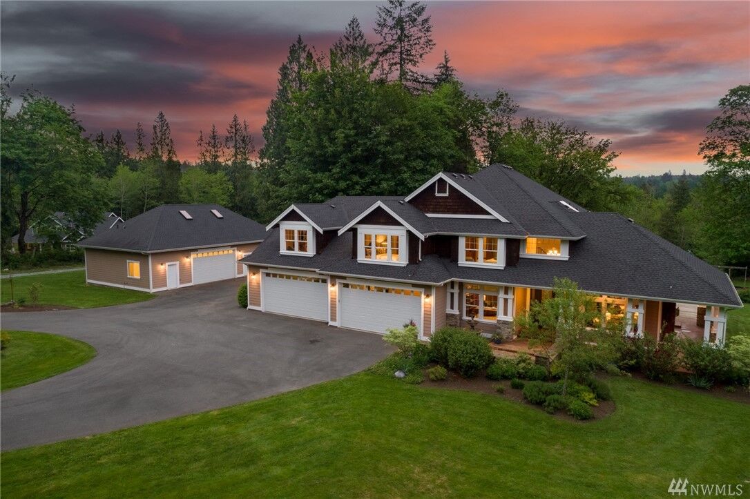 Property Photo: 9709 163rd Avenue SE WA 98290