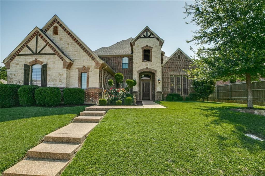 Property Photo: 7832 Forest Hills Court TX 76182