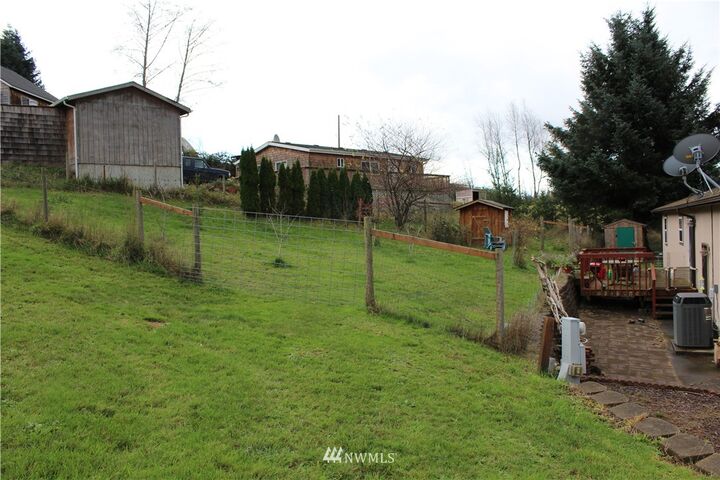 Property Photo:  22 N Jacobson Road  WA 98612 