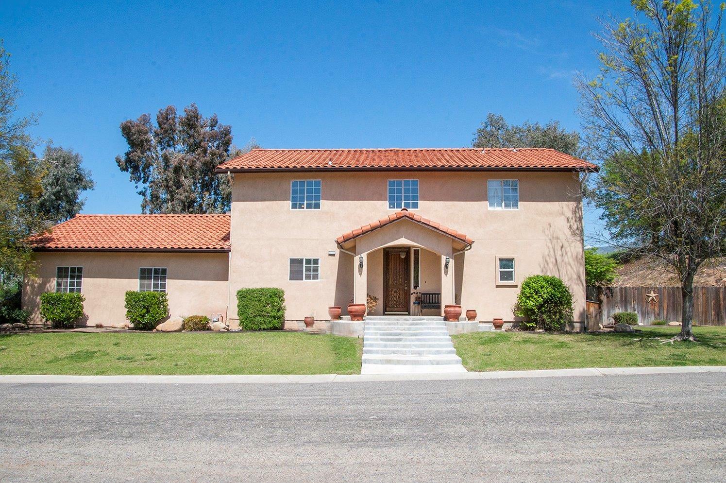 Property Photo:  31726 Country Club Drive  CA 93257 