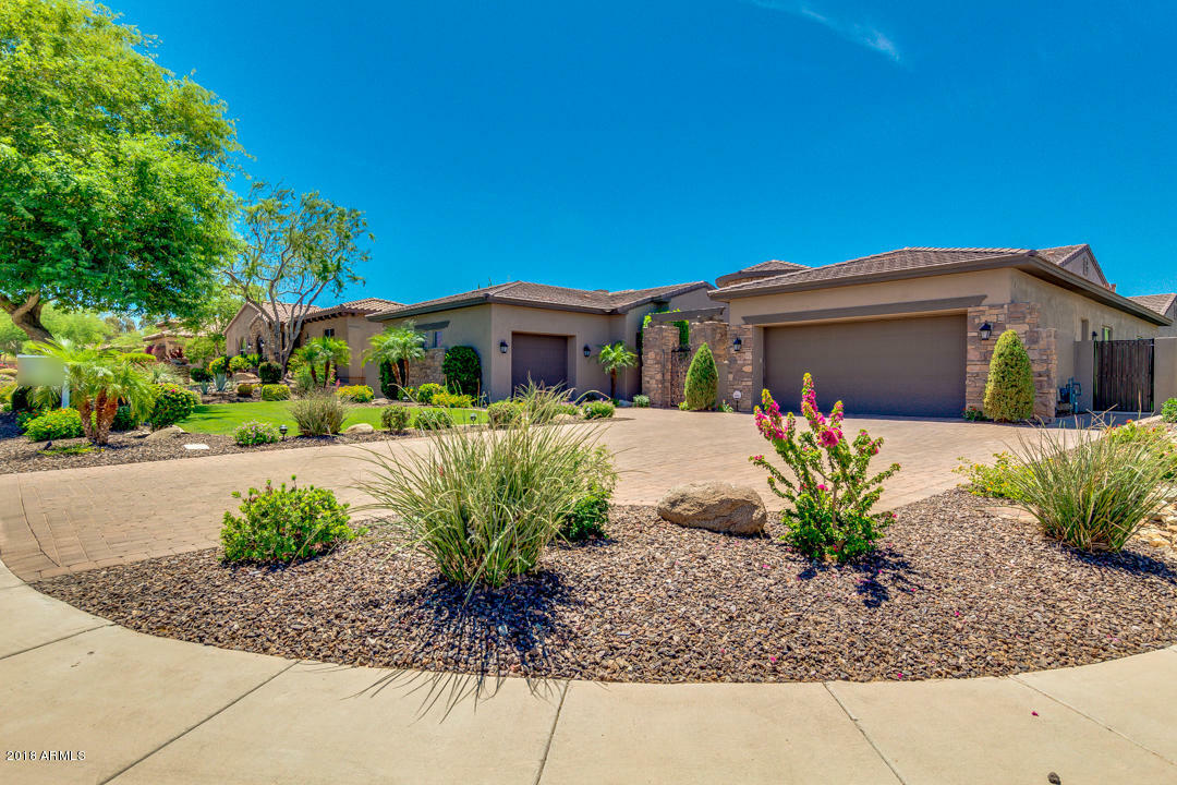 Property Photo:  9821 E Davenport Drive  AZ 85260 