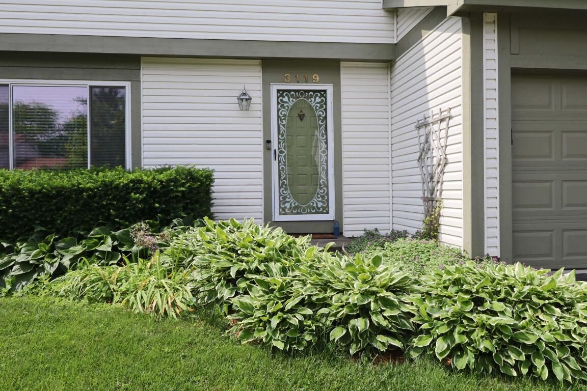 Property Photo:  3119 Aleshire Drive  OH 43017 