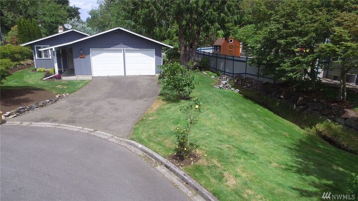 3212 NE 204th St  Lake Forest Park WA 98155 photo