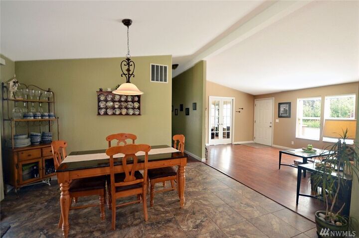 Property Photo:  17621 Engebretsen  WA 98252 