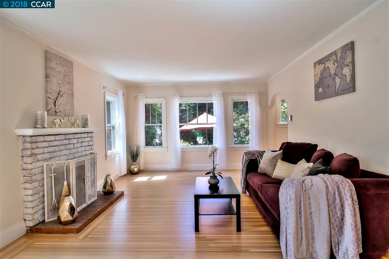 Property Photo:  2910 Euclid Ave  CA 94519 