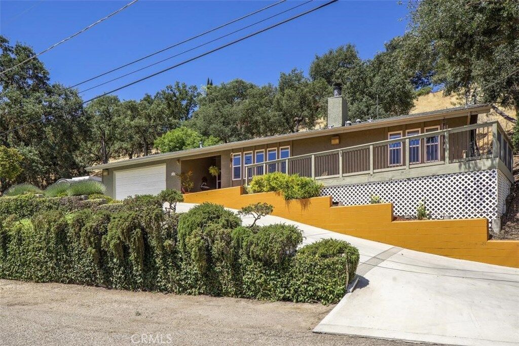 Property Photo:  7460 Castano Avenue  CA 93422 