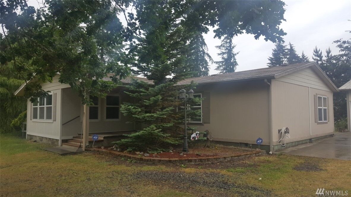 Property Photo:  101 Alpine Ct  WA 98576 