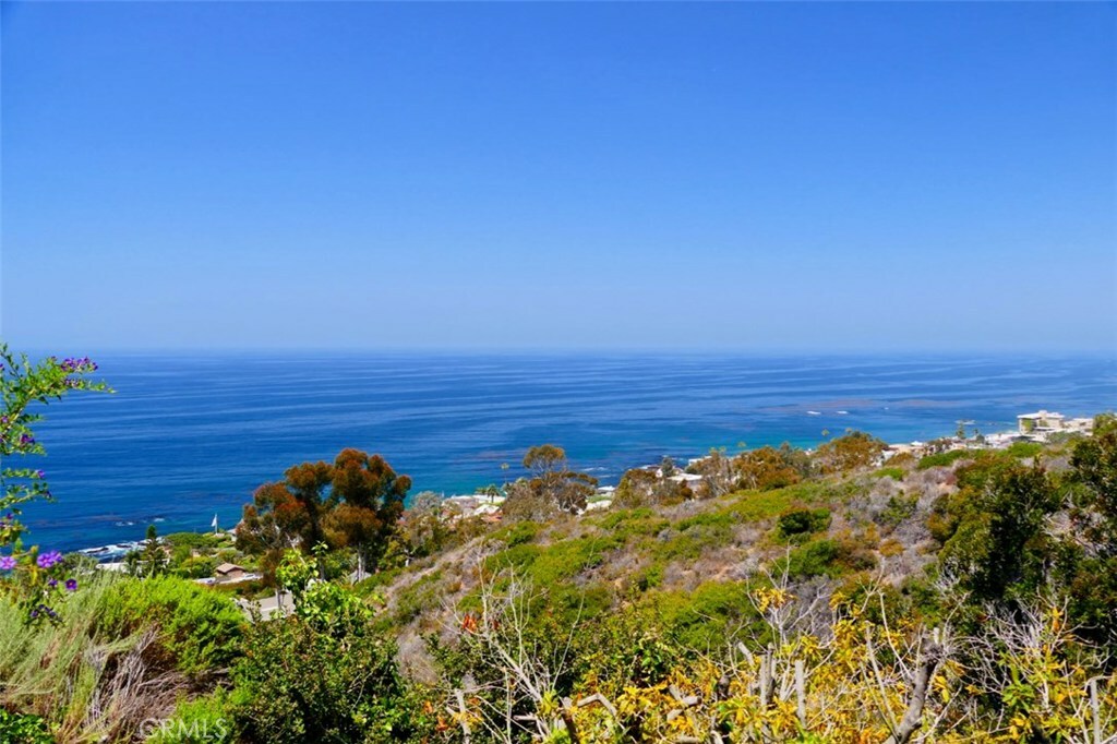 Property Photo: 2354 San Clemente Street CA 92651