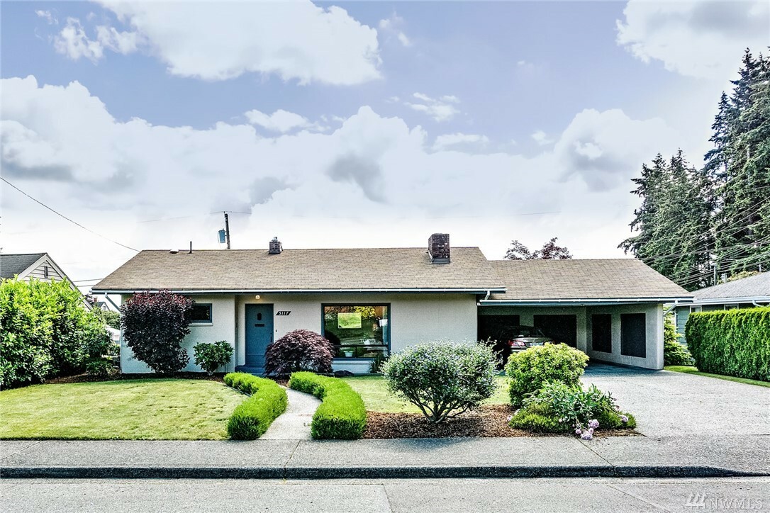 Property Photo:  5117 Delaware Ave  WA 98203 