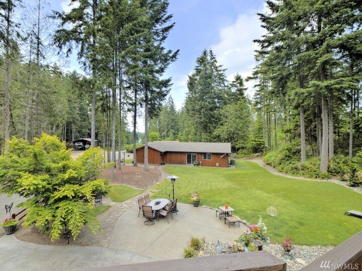 Property Photo: 953 E Phillips Lake Loop Road WA 98584