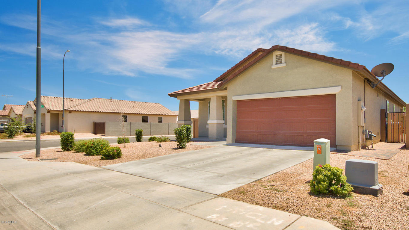 Property Photo:  11741 W Chase Lane  AZ 85323 