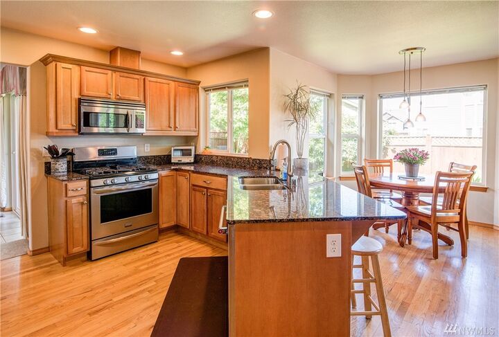 Property Photo:  2661 Pacific Highlands Ct  WA 98248 