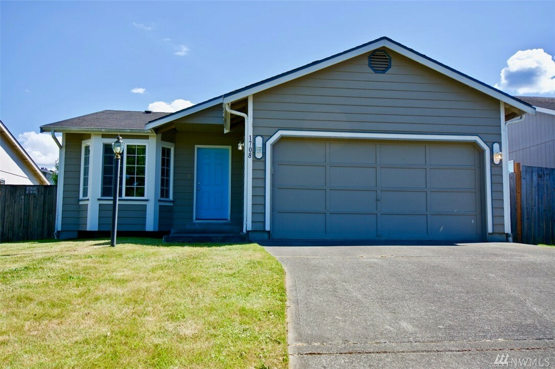 Property Photo:  1708 E 66th St  WA 98404 