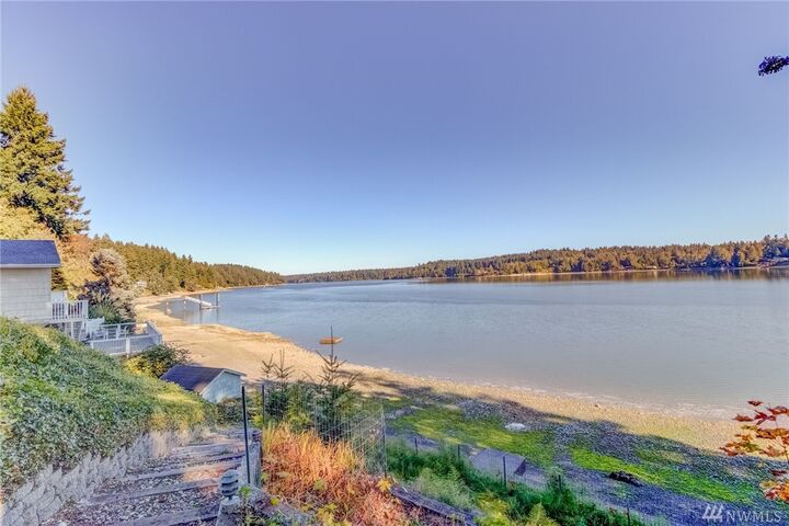 Property Photo:  3420 Madrona Beach Rd NW  WA 98502 