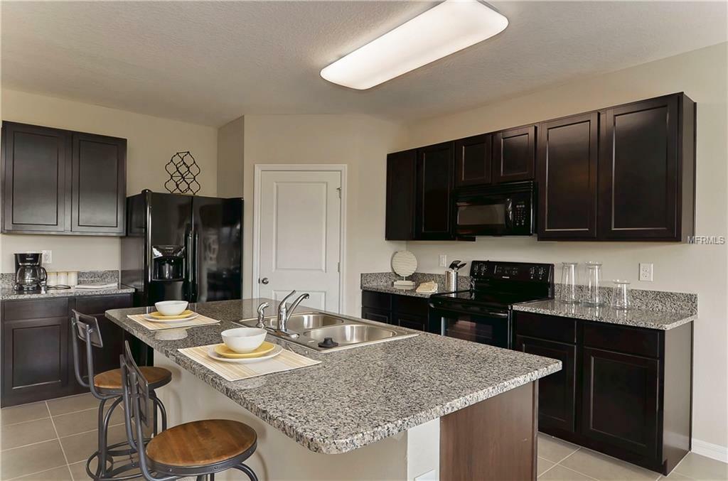 Property Photo: 36722 Goffaux Loop FL 33541