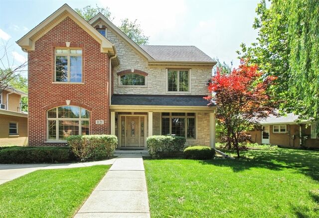 Property Photo:  1121 W Talcott Road  IL 60068