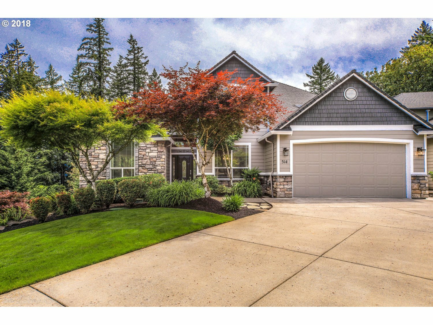 Property Photo:  514 NW 24th Cir  WA 98607 