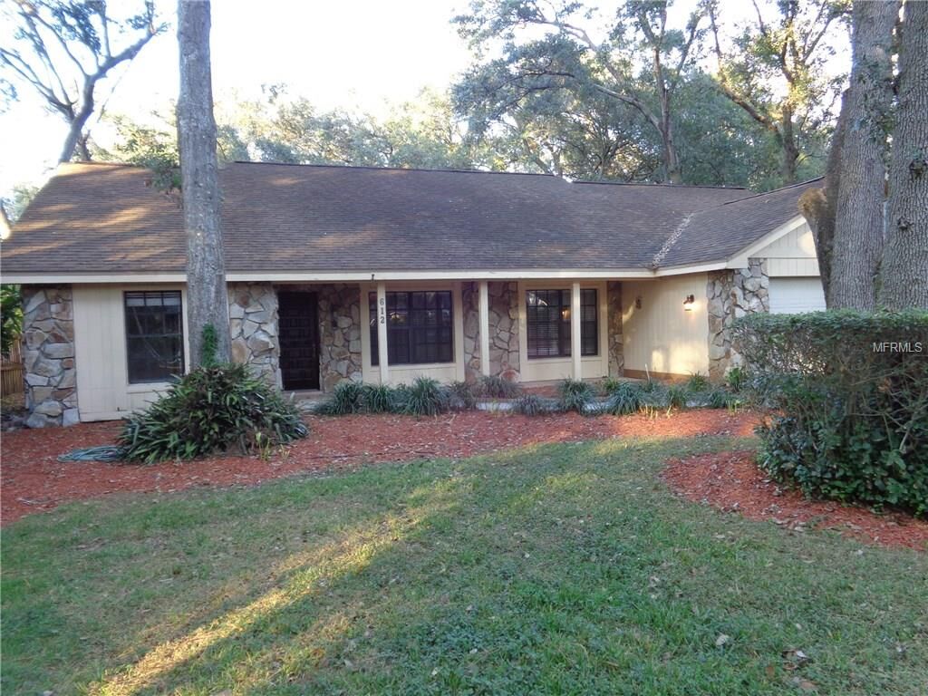 Property Photo: 612 Hidden Lake Drive FL 33511