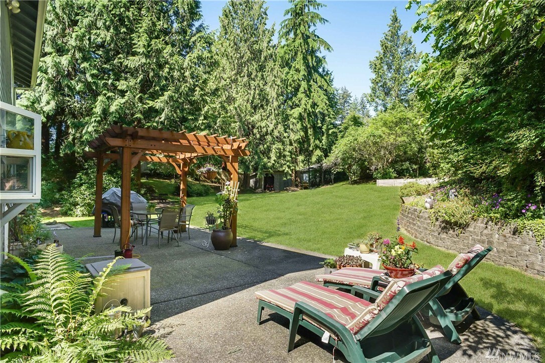Property Photo: 5806 Storm Lake Rd WA 98290