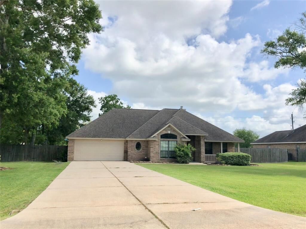 Property Photo:  1715 Magnolia Bend  TX 77523 
