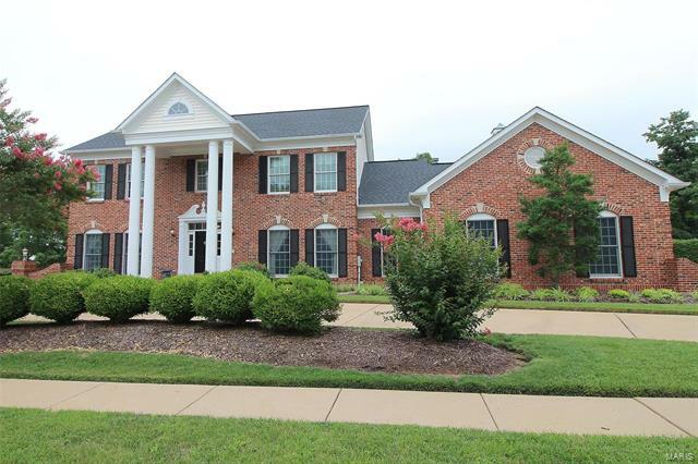 Property Photo: 13534 River Forest Place 63128