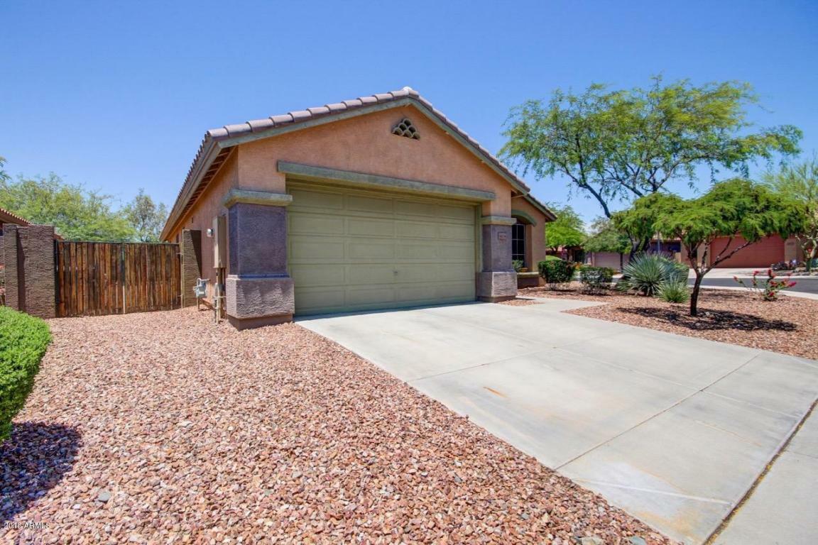 Property Photo:  41036 N Iron Horse Way  AZ 85086 