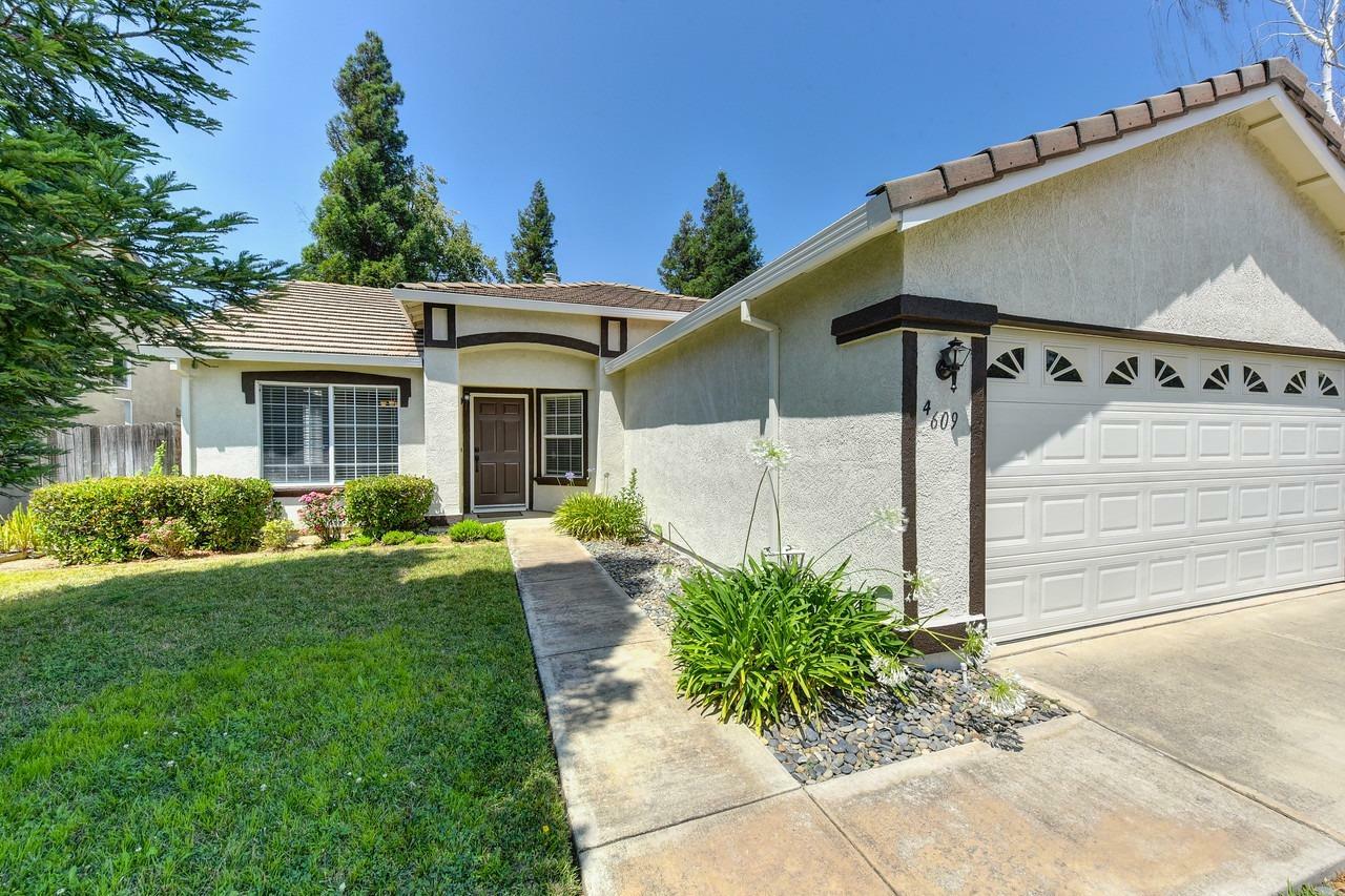 Property Photo:  4609 Castle Grove Way  CA 95758 