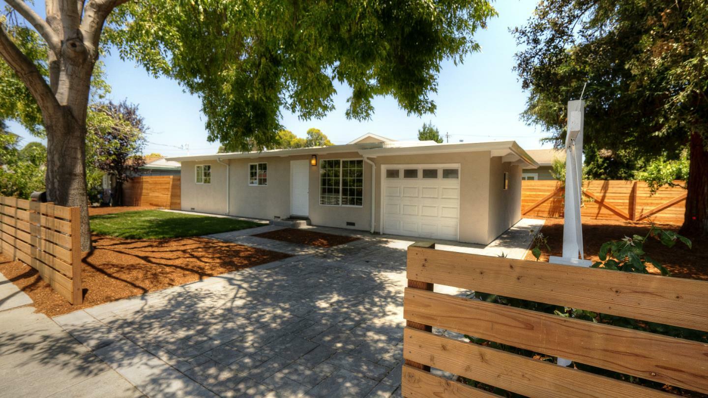 Property Photo:  1304 Modoc Avenue  CA 94025 