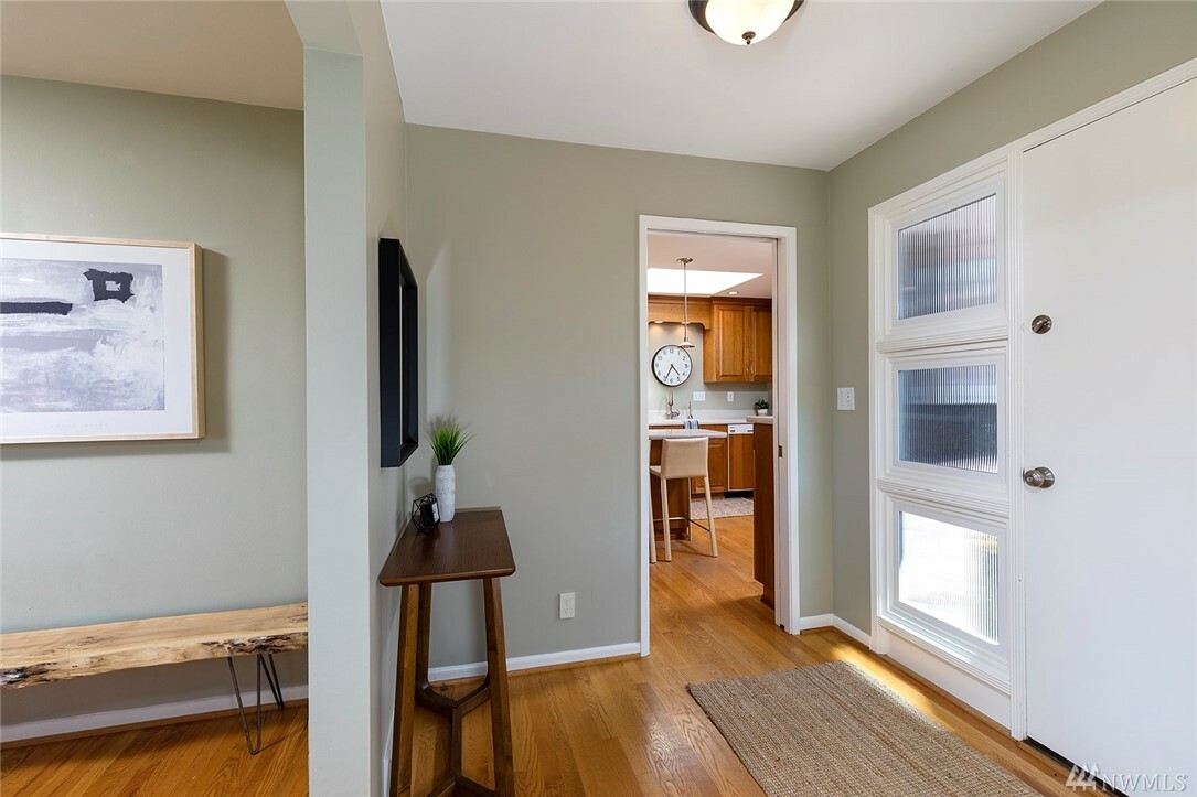 Property Photo: 1923 31st Ave W WA 98199