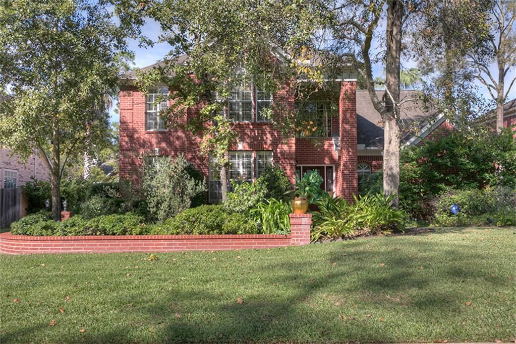 Property Photo: 19 W Stony End Place TX 77381