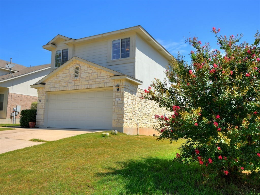 Property Photo: 1320 Ginger Spice Lane TX 78660