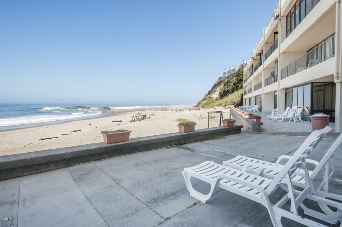 Property Photo: 4009 SW Hwy 101 132 OR 97367