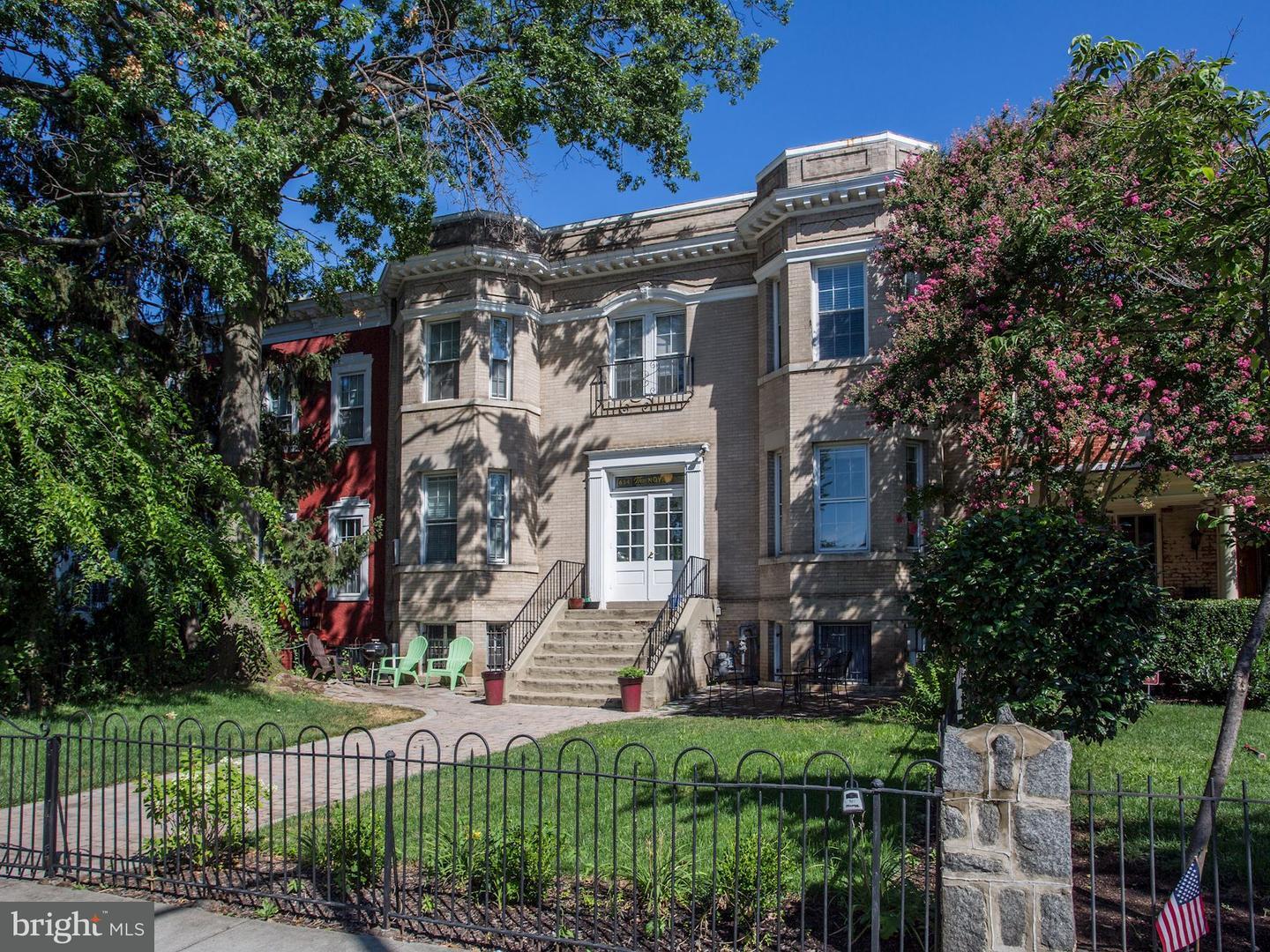 634 North Carolina Avenue SE 1  Washington DC 20003 photo