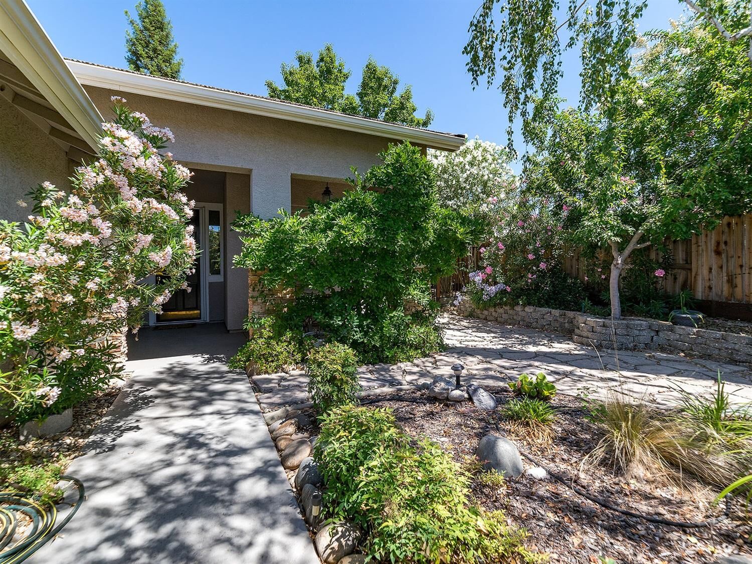 Property Photo:  1304 Halidon Way  CA 95630 