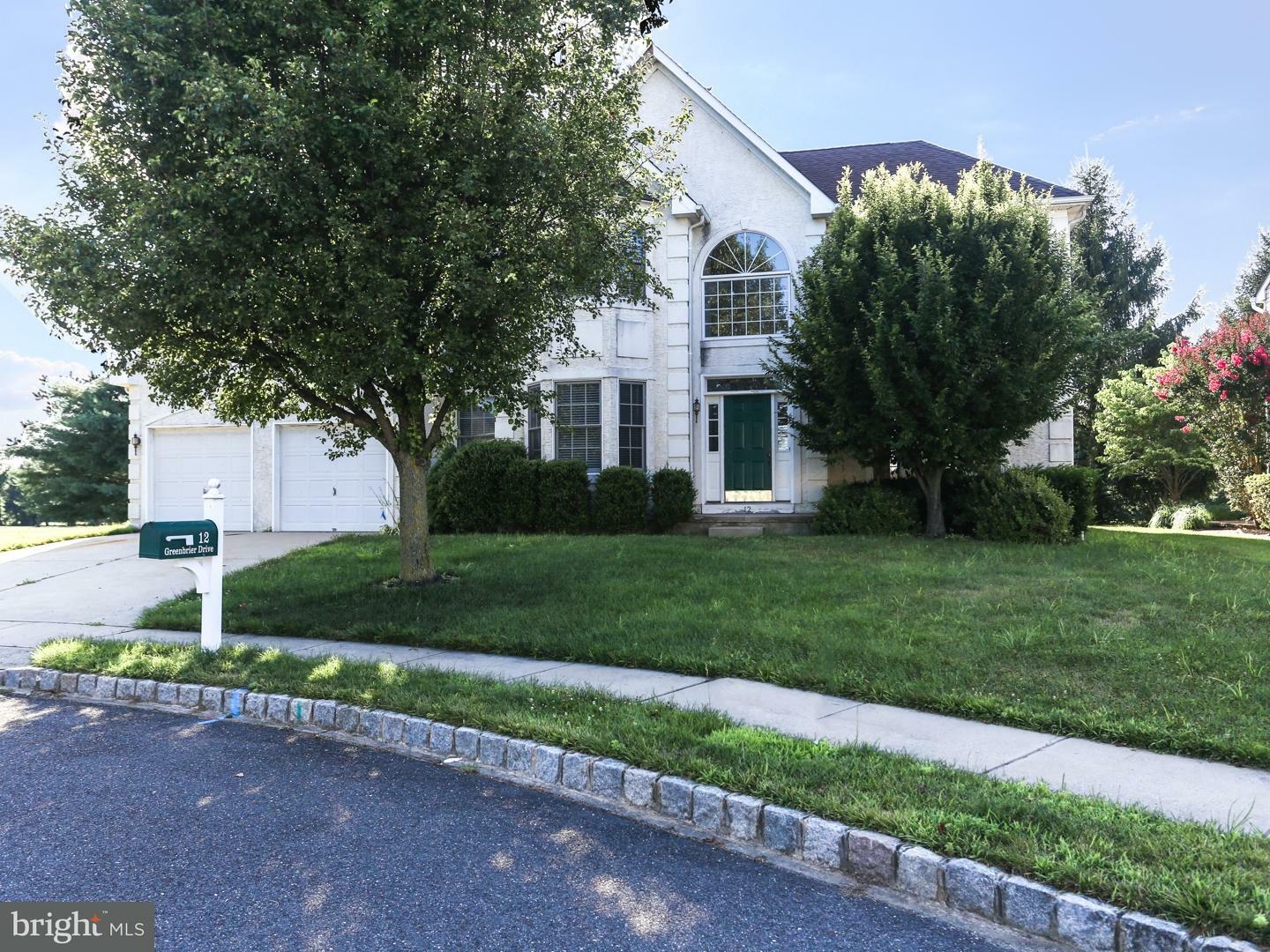 Property Photo:  12 Greenbrier Drive  NJ 08060 