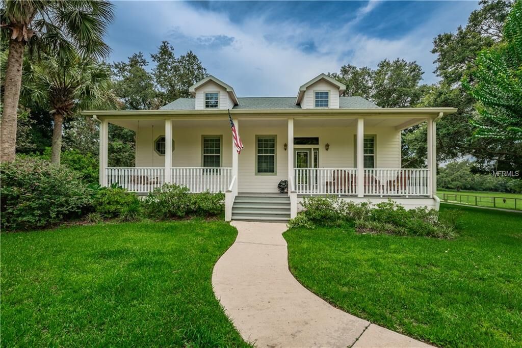Property Photo: 33830 Sickler Drive FL 33523