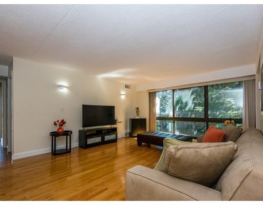 Property Photo:  55 Sewall Ave 3A  MA 02446 