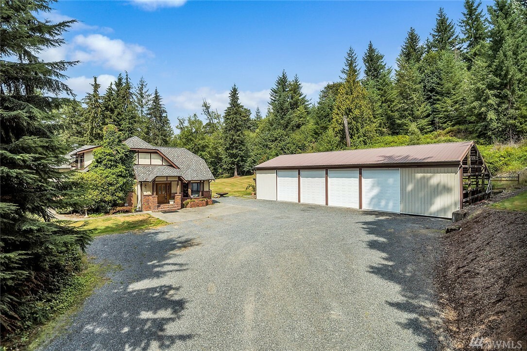 Property Photo:  3215 205th Dr SE  WA 98290 