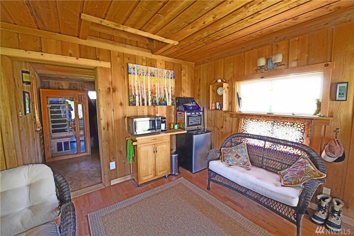 Property Photo:  17 Iris Lane  WA 98856 