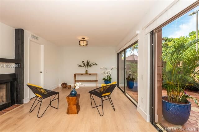 Property Photo:  6624 SW 114 Pl D70  FL 33173 