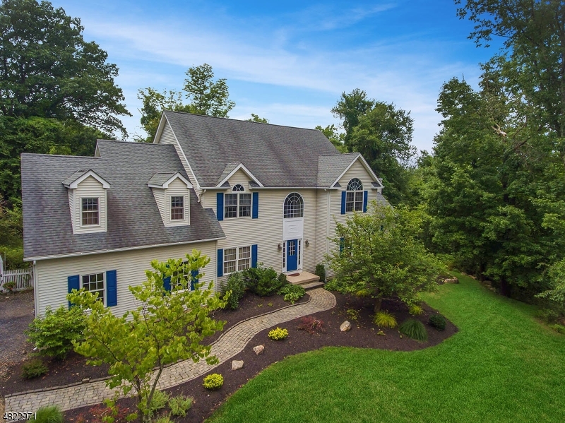 Property Photo: 25 Hollow Rd NJ 08826