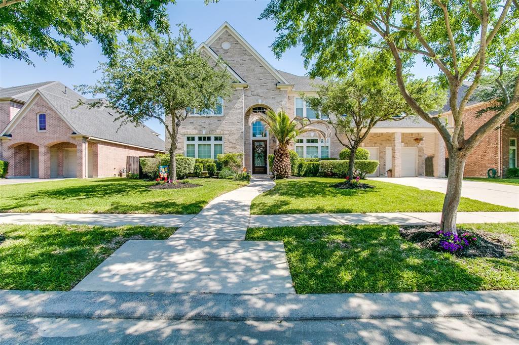 Property Photo: 13415 Redwood Shores Drive TX 77044