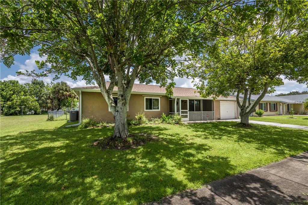 Property Photo:  5488 Kenwood Drive  FL 34287 